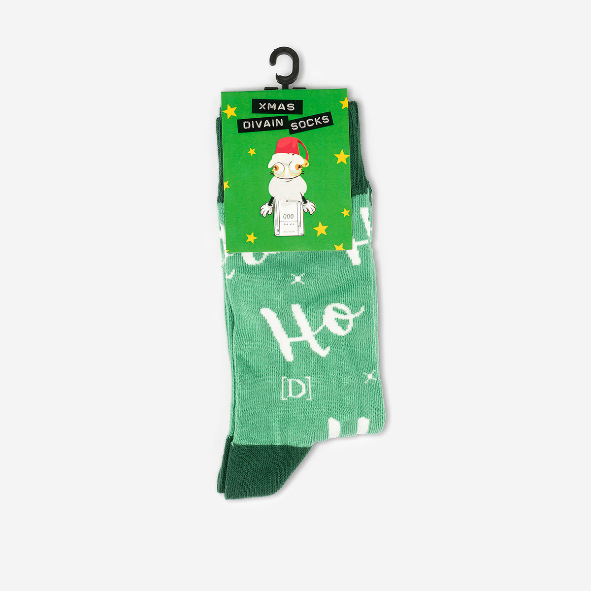 Groene sokken met ho ho ho letters met een groen merklabel